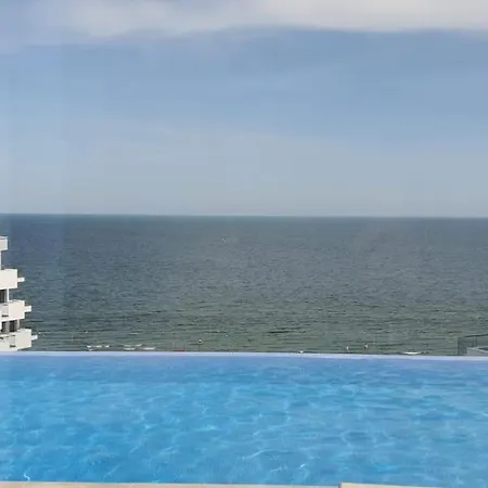 Infinity & Premium Infinity Pool & Parking Navodari