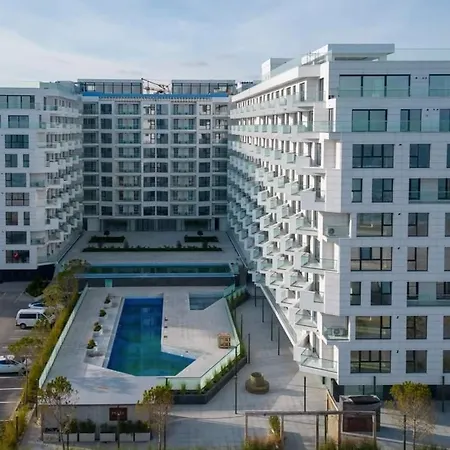 Infinity & Premium Infinity Pool & Parking *