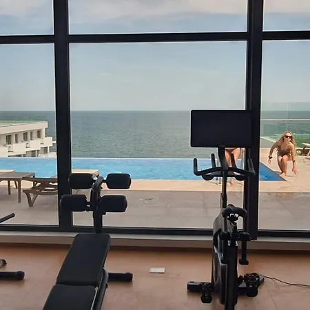 Infinity & Premium Infinity Pool & Parking *