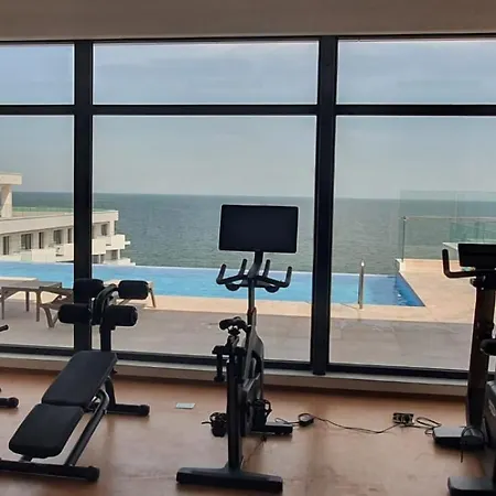 Daire Infinity & Premium Infinity Pool & Parking